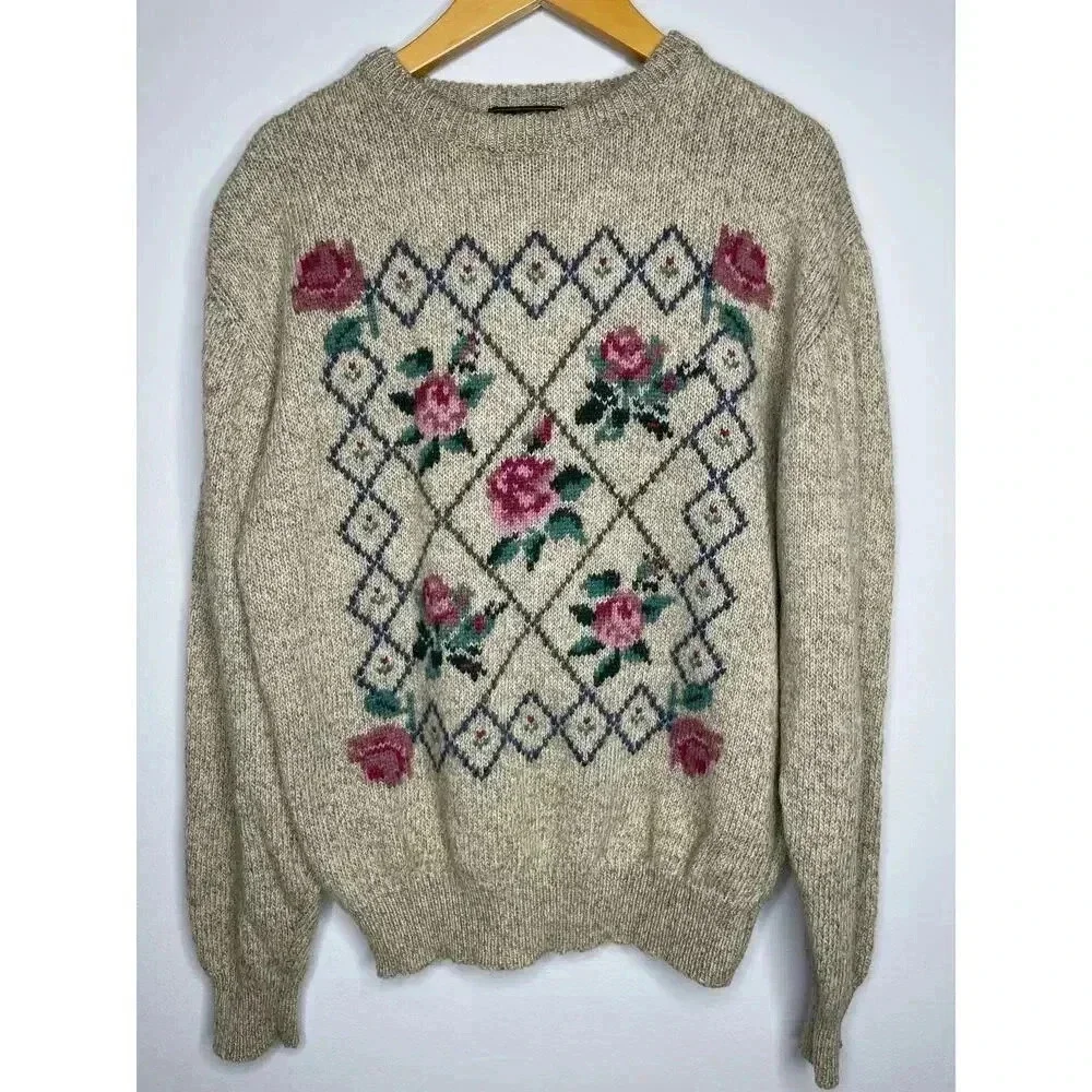 Eddie Bauer women’s Wool country Floral knit crewneck sweater wool blend size M